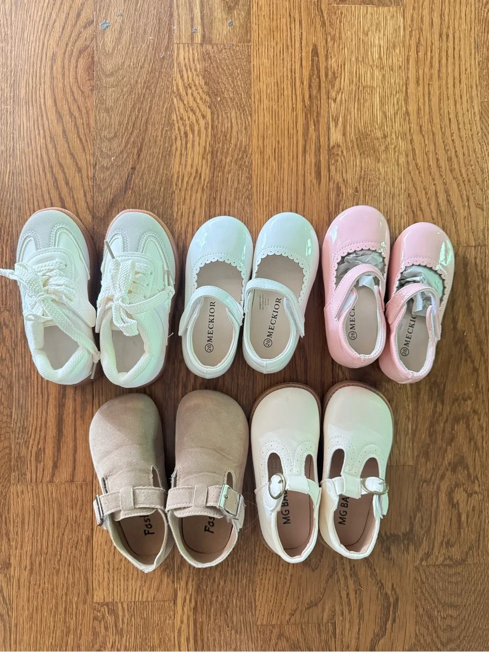 Girls shoes 9.5 (size 26)